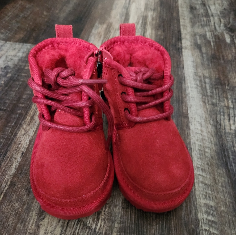 Ugg toddler boots